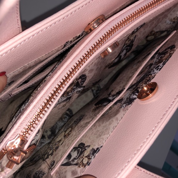 New Ted Baker Powder Pink Bow Tote Bag – Elegant and Versatile - Picture 5 of 6